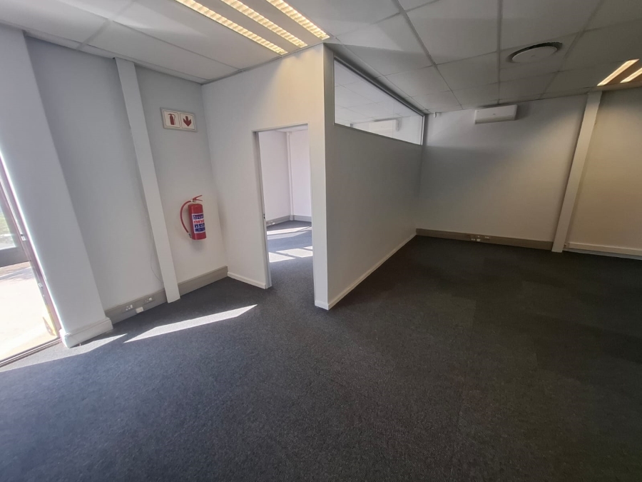 To Let Commercial Property for Rent in Stikland Industrial Western Cape